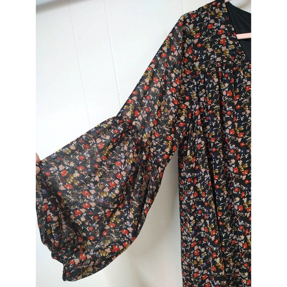 Gabrielle WM 44 (US XL 16) Black Floral Trapeze Dress Drop Bishop Sleeve V-Neck - Picture 3 of 6